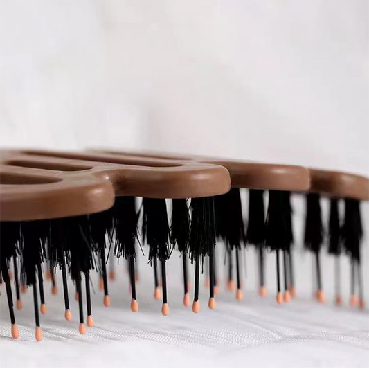 🪮Gyengéd fejbőrmasszázs természetes volumennövelő hajkefe